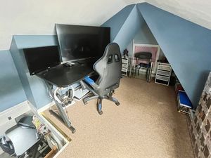 Loft room- click for photo gallery